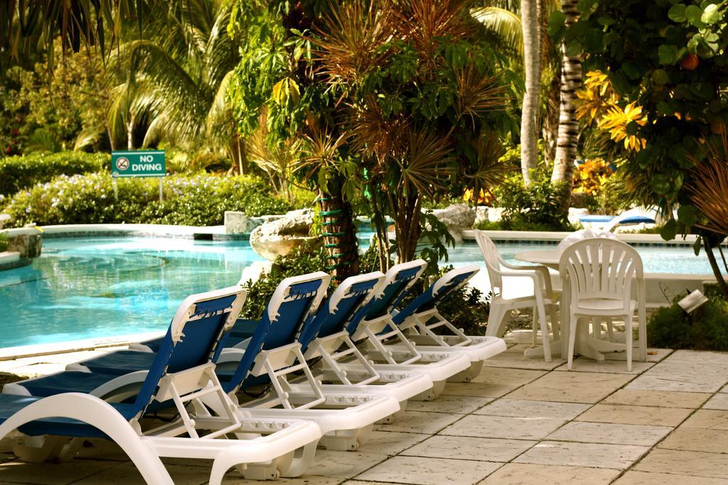 Sunrise Beach Club And Villas - Paradise Island Екстериор снимка